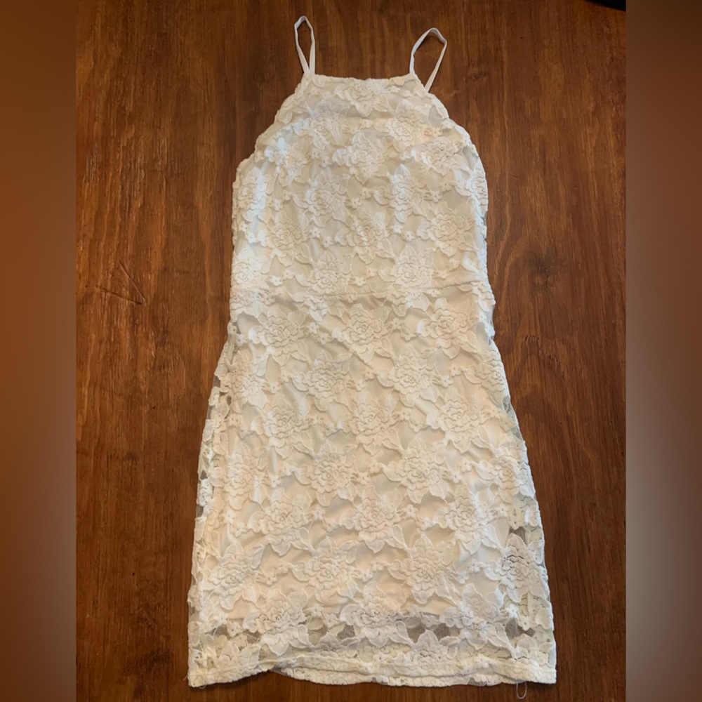 White lace dress